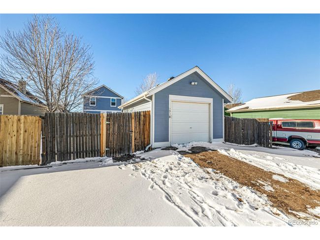 2728 Renshaw St, House other with 3 bedrooms, 2 bathrooms and null parking in Strasburg CO | Image 36