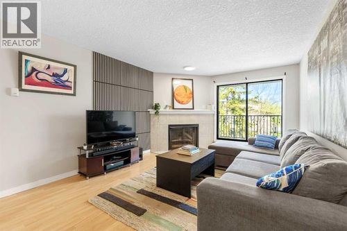 13045 6 St Sw, Calgary, AB, T2W5H1 | Card Image