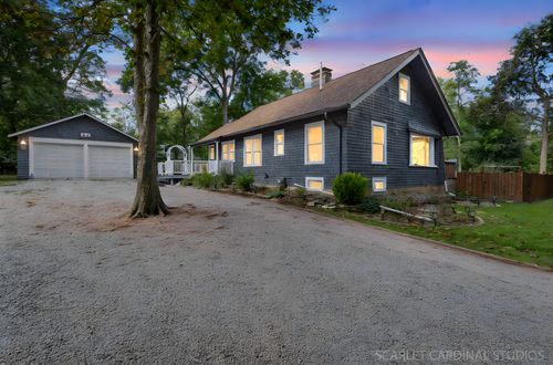 34 Lake Dr, West Chicago, IL, 60185 | Card Image