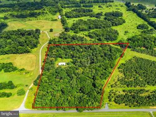 860 Summit Point Rd, BERRYVILLE, VA, 22611-2154 | Card Image