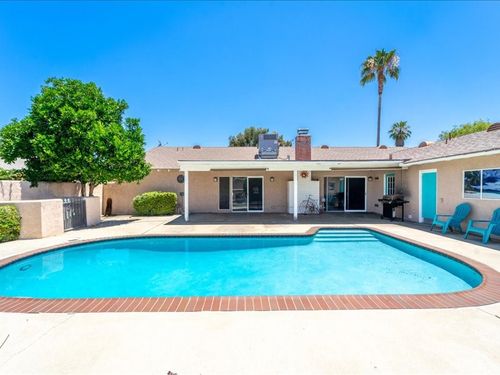 173 Grove Ln, Hemet, CA, 92544-4923 | Card Image