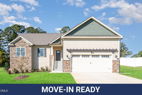 201 Tee Dr, Selma, NC, 27576-2409 | Card Image