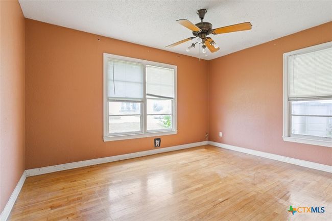 1806 S 37 Th St, House other with 4 bedrooms, 2 bathrooms and null parking in Temple TX | Image 16