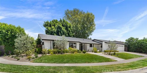 13712 Sanderstead Rd, Santa Ana, CA, 92705-2654 | Card Image
