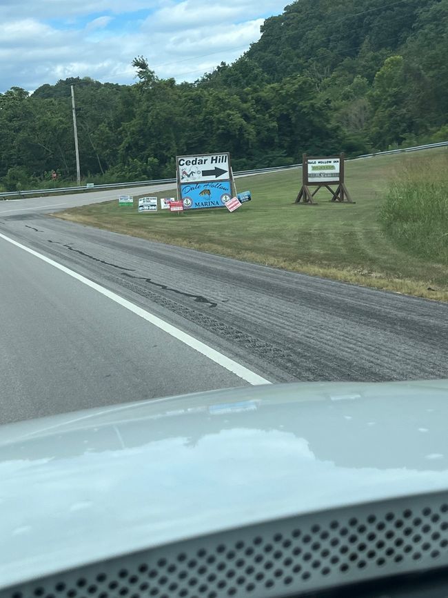 Entrance from hwy 53 to Cedar Hill. | Image 7