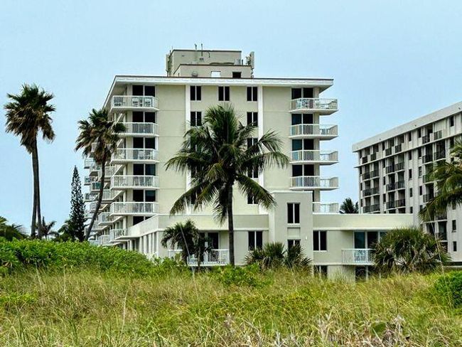 APT-207 - 125 Ocean Ave, Condo with 2 bedrooms, 2 bathrooms and null parking in Palm Beach Shores FL | Image 22