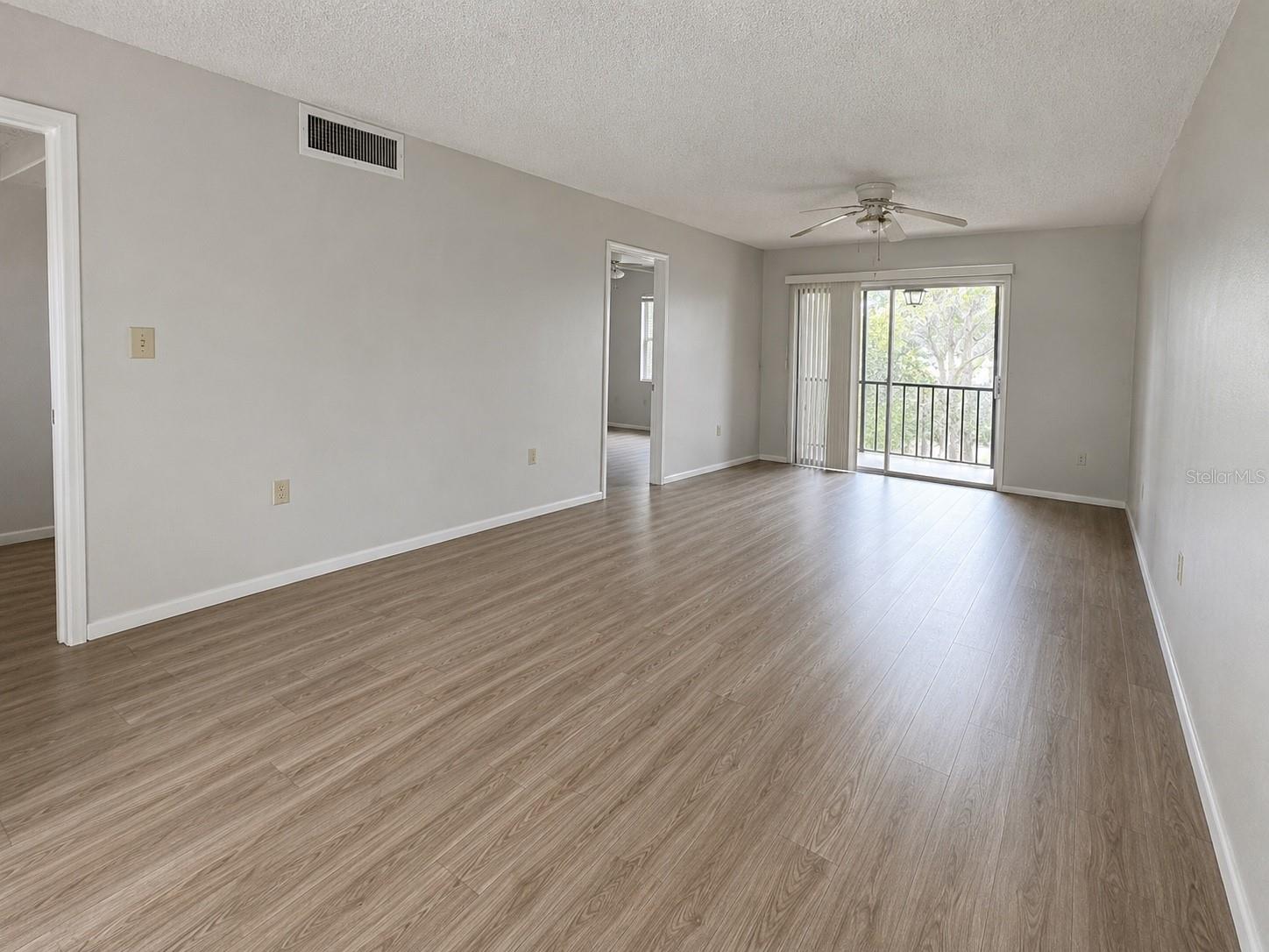 Residential Lease in OLDSMAR 3