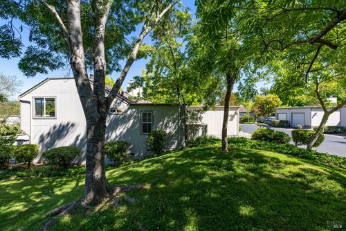 1961 Knolls Drive, Santa Rosa, CA, 95405 | Card Image