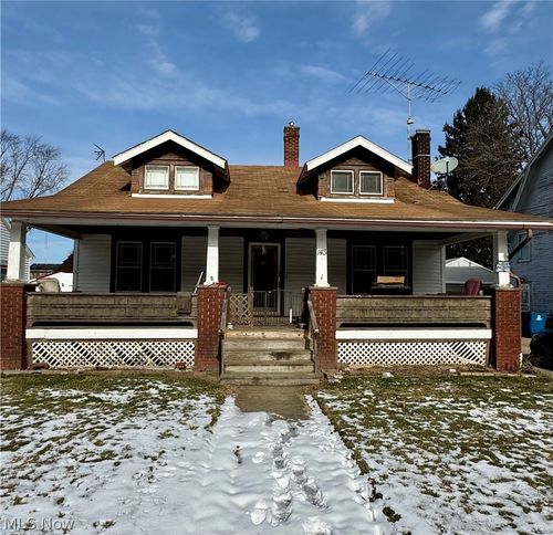 143 Wilson St, Struthers, OH, 44471-1640 | Card Image