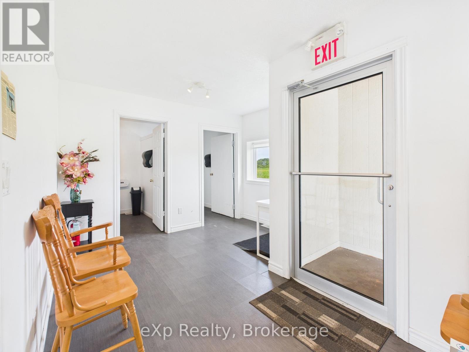 Residential in Chatsworth 5