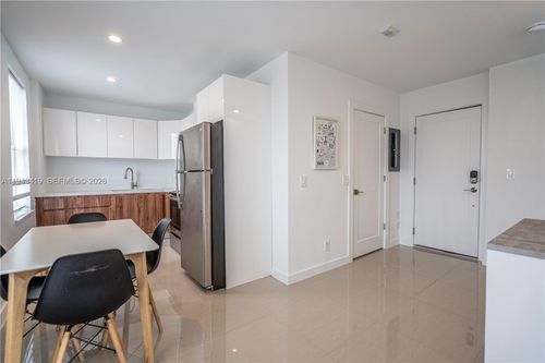 apt-38-924 Marseille Dr, Miami Beach, FL, 33141-2970 | Card Image