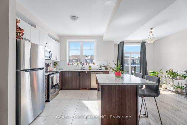 50 Teelin Circle, House attached with 2 bedrooms, 2 bathrooms and 2 parking in Barrhaven ON | Image 8