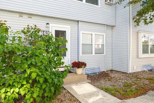 30a-63 Pine Valley Dr, Falmouth, MA, 02540-2923 | Card Image