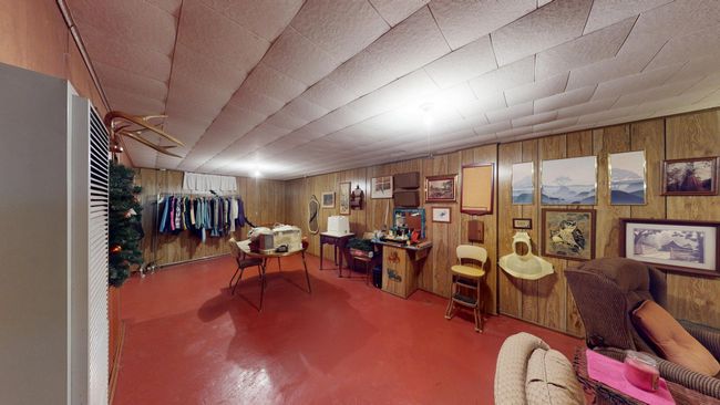 LL Family Room | Image 19