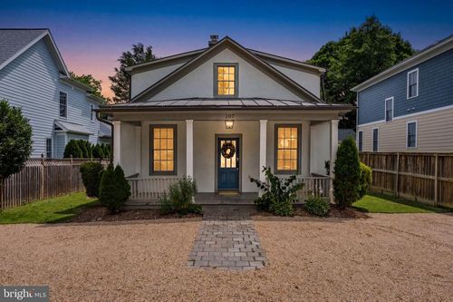 107 Walnut St, MIDDLEBURG, VA, 20117-2638 | Card Image