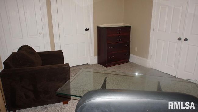A - 2002 W 4 Th St, Condo with 1 bedrooms, 1 bathrooms and 1 parking in Davenport IA | Image 14