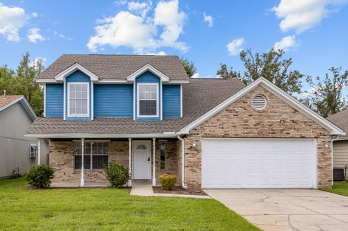 1864 Whispering Oaks Ln, Fort Walton Beach, FL, 32547-7058 | Card Image