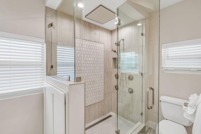 En Suite Bathroom | Image 24
