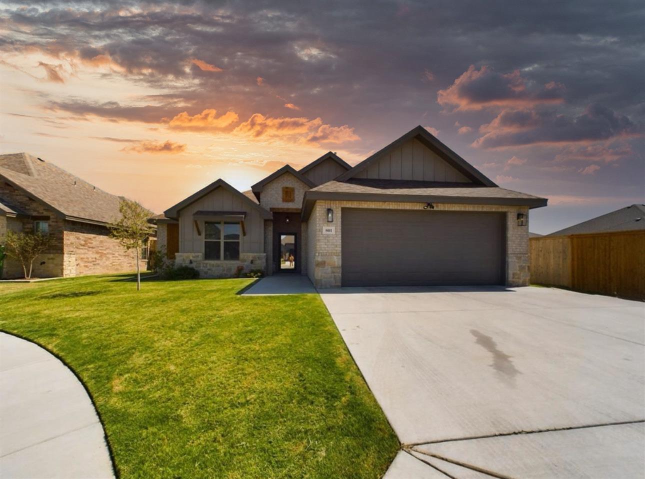 5th St, Wolfforth, TX 79382