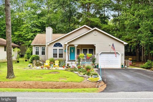 1042 Ocean Pkwy, OCEAN PINES, MD, 21811-1662 | Card Image
