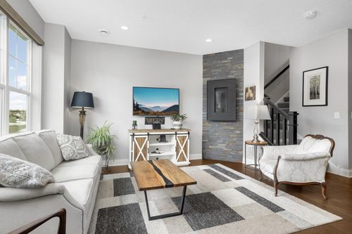 8406 Jonquil Ln N, Maple Grove, MN, 55369-3101 | Card Image