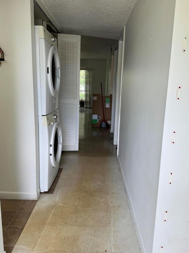 APT-101 - 5155 E Sabal Palm Blvd, Condo with 2 bedrooms, 2 bathrooms and null parking in Tamarac FL | Image 6