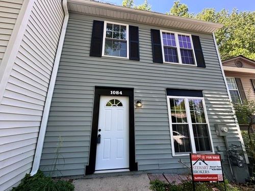 1084 Huntington Trce Se, Smyrna, GA, 30082-2636 | Card Image