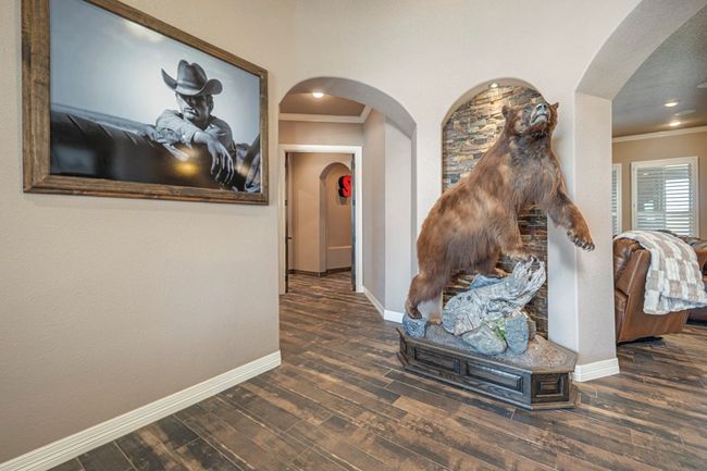 7113 E County Road 114, House other with 4 bedrooms, 4 bathrooms and 3 parking in Midland TX | Image 8