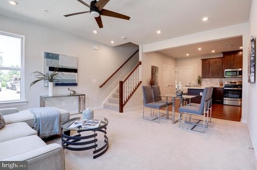 43792 Middleway Ter, ASHBURN, VA, 20147-7049 | Card Image