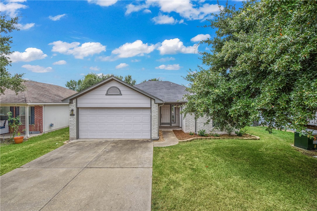 Faircrest Dr, College Station, TX 77845