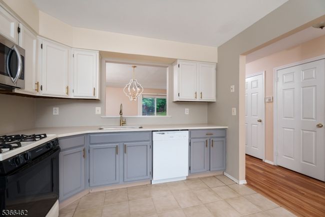 330 Smithwold Rd, House other with 2 bedrooms, 2 bathrooms and null parking in Somerset NJ | Image 8