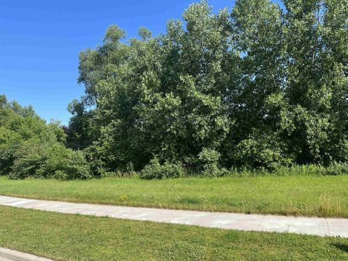3005 E Incline Way, APPLETON, WI, 54913 | Card Image