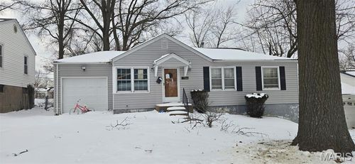 10241 Unicorn Dr, Saint Louis, MO, 63137-2040 | Card Image