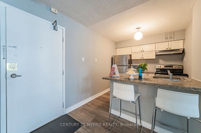 810 - 120 St Patrick St, Condo with 2 bedrooms, 1 bathrooms and null parking in Toronto ON | Image 3