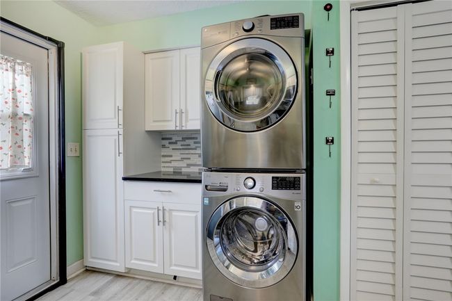 1594 Esterbrook Ln, House other with 2 bedrooms, 1 bathrooms and null parking in Sebastian FL | Image 16