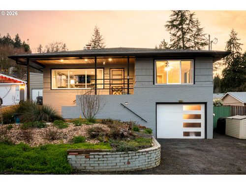 6352 Caufield St, West Linn, OR, 97068-2737 | Card Image