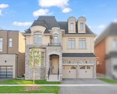 10 Solar St, Richmond Hill, ON, L4C4Z1 | Card Image