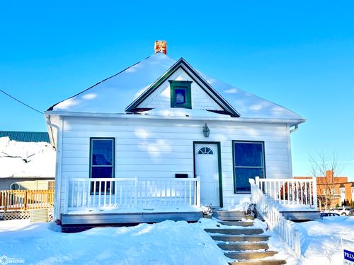 12 N 12th St, Marshalltown, IA, 50158-5402 | Card Image