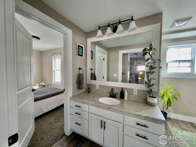 main level primary pass-thru bathroom | Image 14