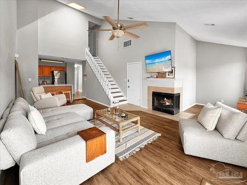 apt-823-5001 Grande Dr, Pensacola, FL, 32504-8955 | Card Image