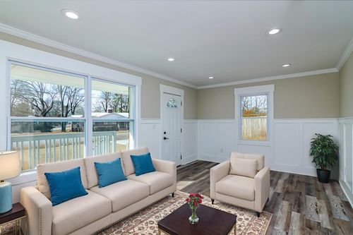 49 Tuskegee Ave, Greenville, SC, 29607-4518 | Card Image