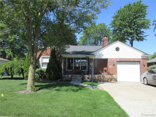 28325 Elmdale Street, St Clair Shores, MI, 48081 | Card Image