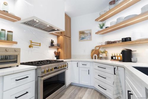 4104 Creekside Ct, National City, CA, 91950-8239 | Card Image