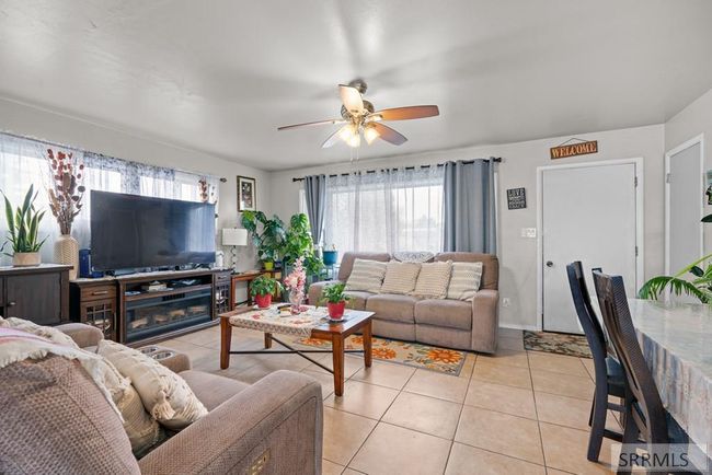 347 S Oakley Ave, House other with 4 bedrooms, 2 bathrooms and 2 parking in Dubois ID | Image 6