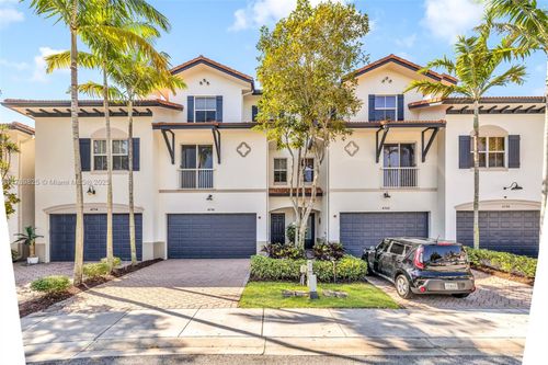 4718 S Prive Cir, Delray Beach, FL, 33445-3860 | Card Image