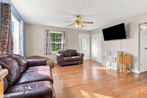 713 E Cedar Lane, Mount Pleasant, IA, 52641 | Card Image