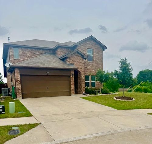 100 Green Water Dr, Fort Worth, TX, 76131-1681 | Card Image