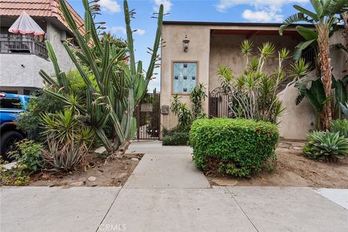 apt-23-12014 Kling St, Valley Village, CA, 91607-3926 | Card Image