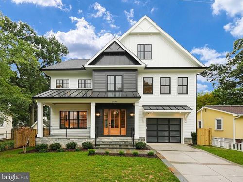 3220 5th St N, ARLINGTON, VA, 22201-1702 | Card Image