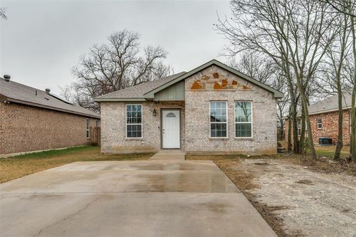 431 Sabine Avenue, Cleburne, TX, 76031 | Card Image